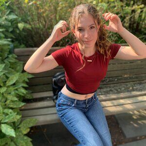 Meet your Posher, Emma